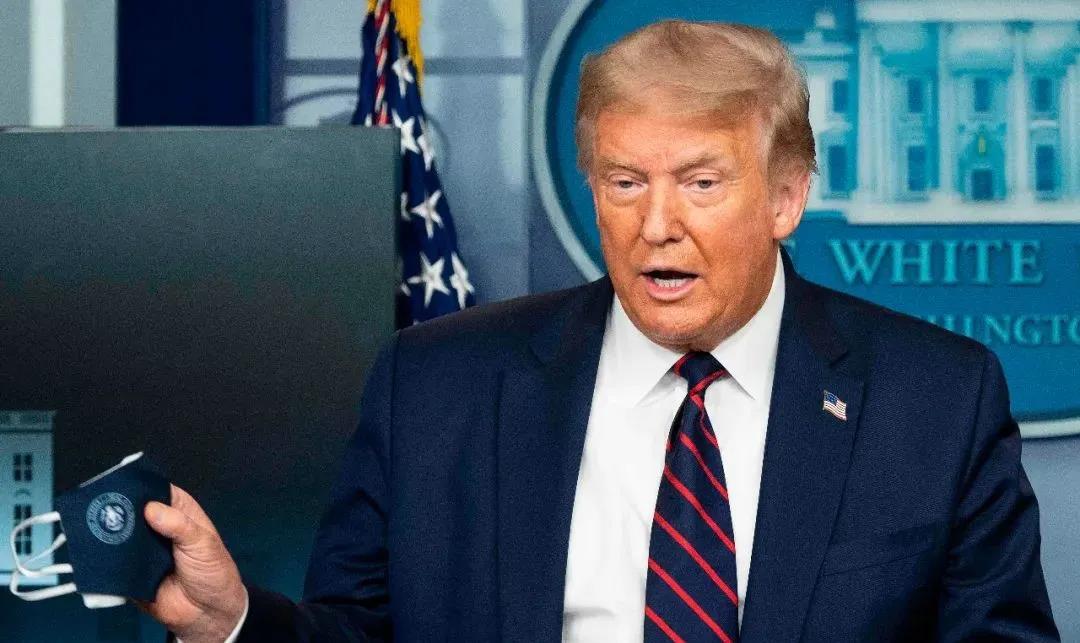 环球深观察丨“总统身边人”接连中招 “无差别感染”能吓醒白宫吗?