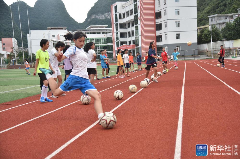 托起贫困山乡的未来——贵州“组团式”教育扶贫见闻