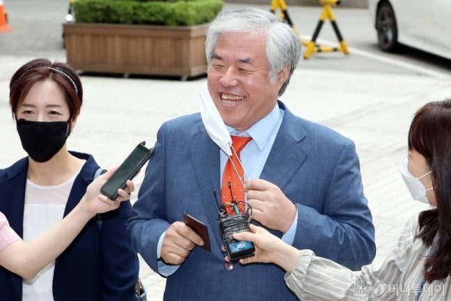 "爱第一"教会牧师全光勋