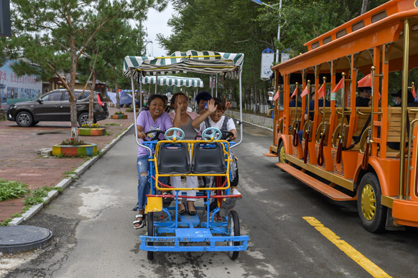 幸福花开新边疆|义勒力特：通过全域旅游赢得脱贫攻坚的胜利