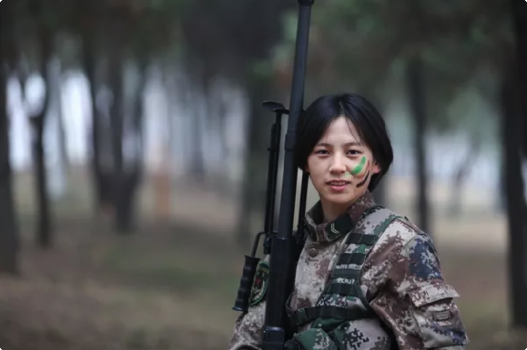 这个00后是怎么成长为女枪王的