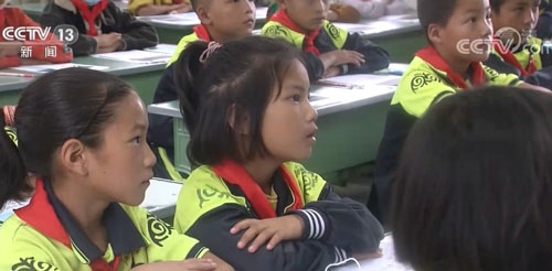 【决战决胜脱贫攻坚·督战未摘帽贫困县】四川凉山保障教育医疗 实现稳定脱贫