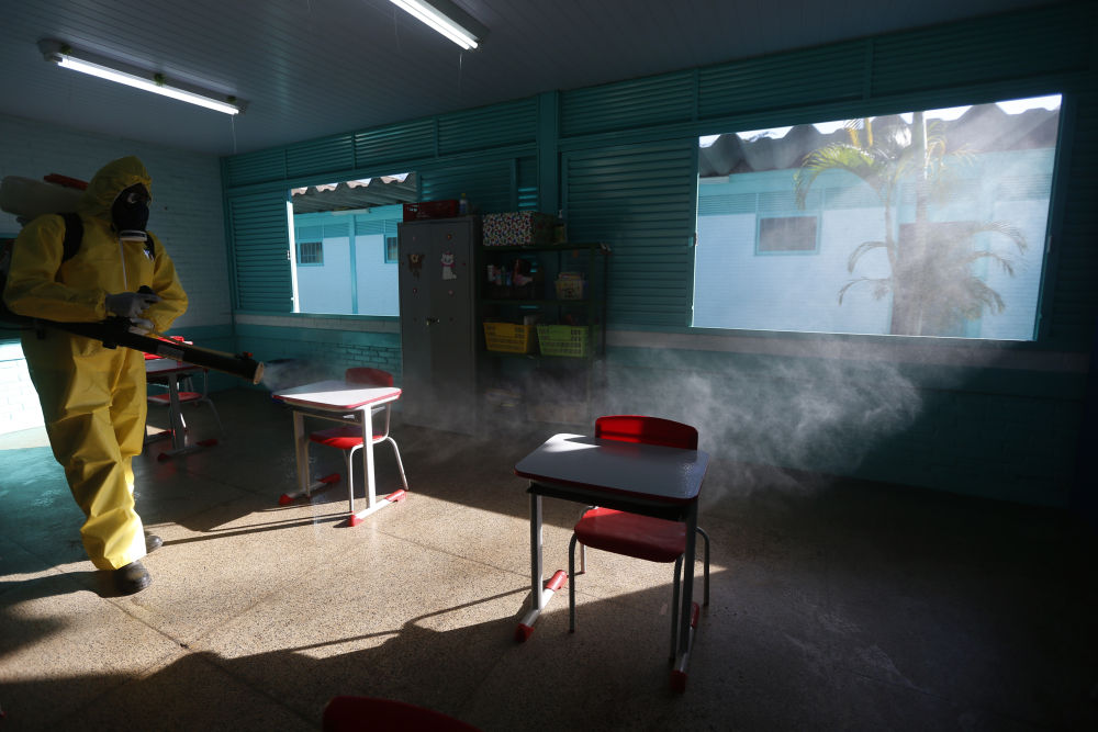 疫情下巴西华侨的坚守与创新