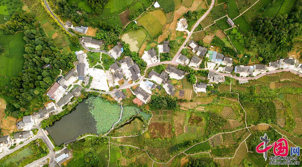 脱贫有方 致富有效 鸟瞰各地“脱贫成绩单”[组图]