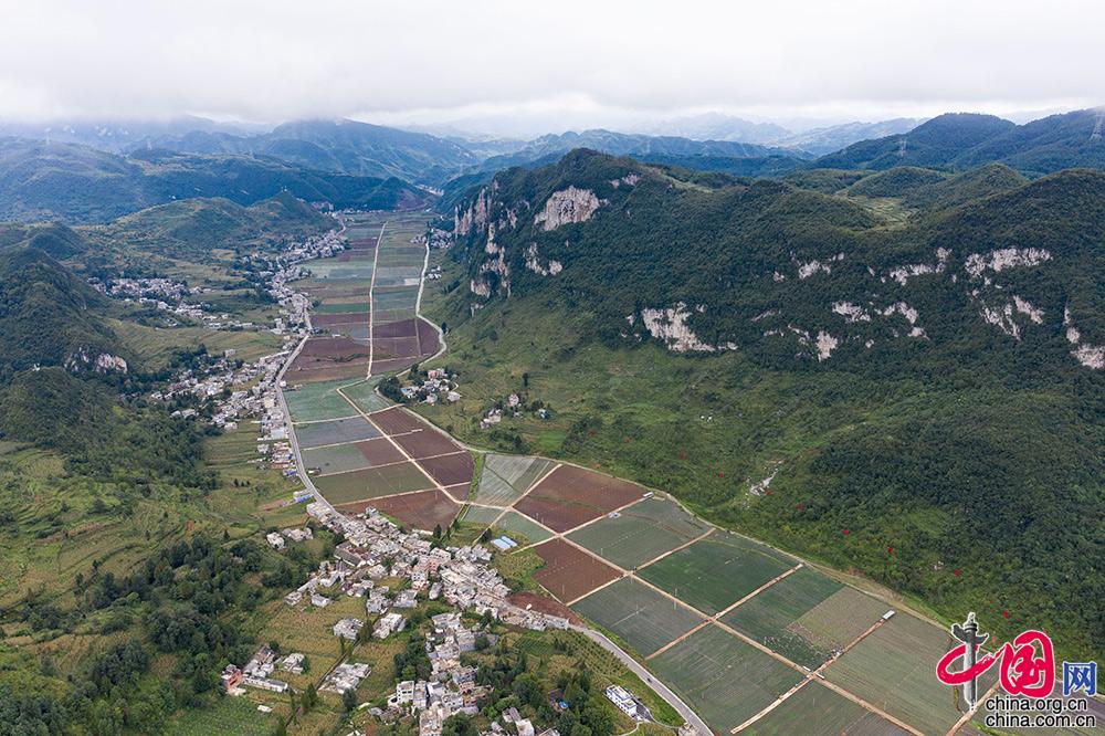 脱贫有方 致富有效 鸟瞰各地“脱贫成绩单”[组图]