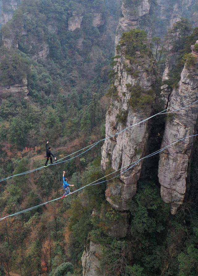 张家界：扁带选手峰林竞技