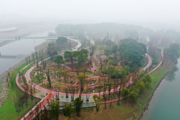 浏阳河增添城市生态公园