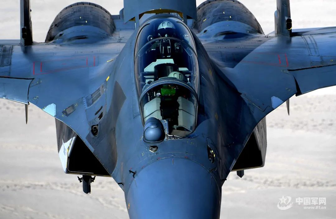 歼16怼脸这是你没看过的空战镜头