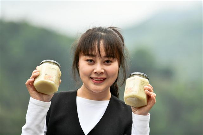 乌蒙深处,青春在"蜂"中飞扬