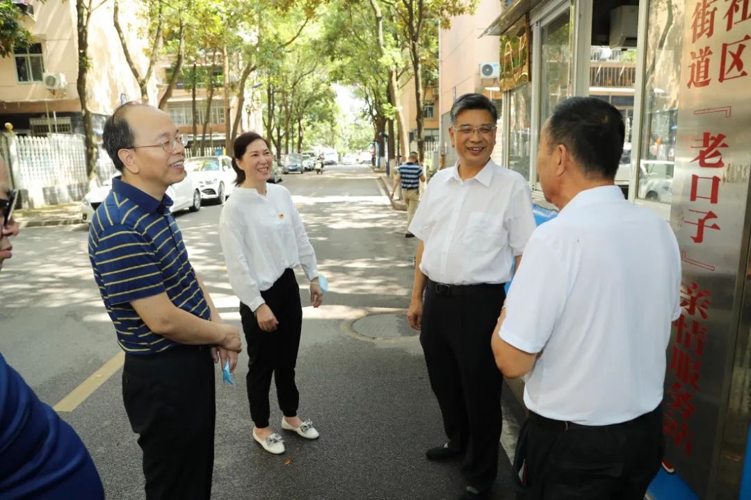 谭颂方带队调研长沙市住宅物业管理工作