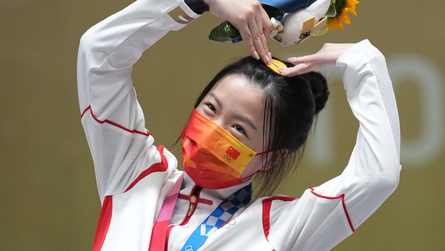 花式比心,吊环wink.这届中国队运动员,谁看了不说一句可可爱爱?