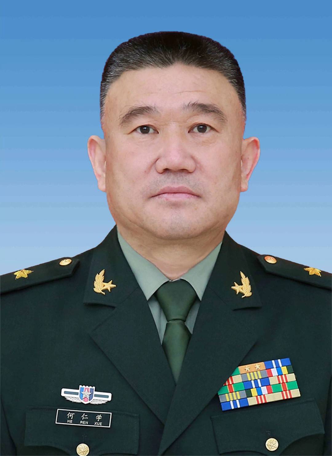 男,汉族,1963年12月生,研究生,中共党员,现任广西壮族自治区党委常委