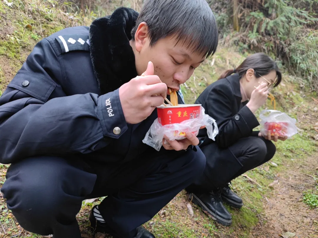 誰願風餐露宿只為守護平安