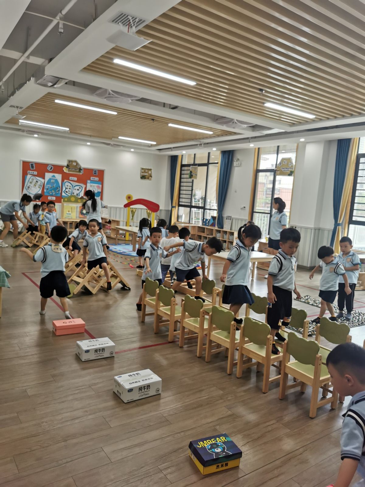 衡阳市蒸湘区开展“幼儿园去小学化研讨与观摩”活动