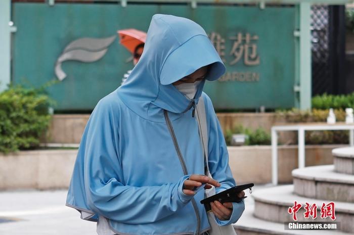全副“捂”装迎战高温，你的“黑科技”防晒衣靠得住吗？