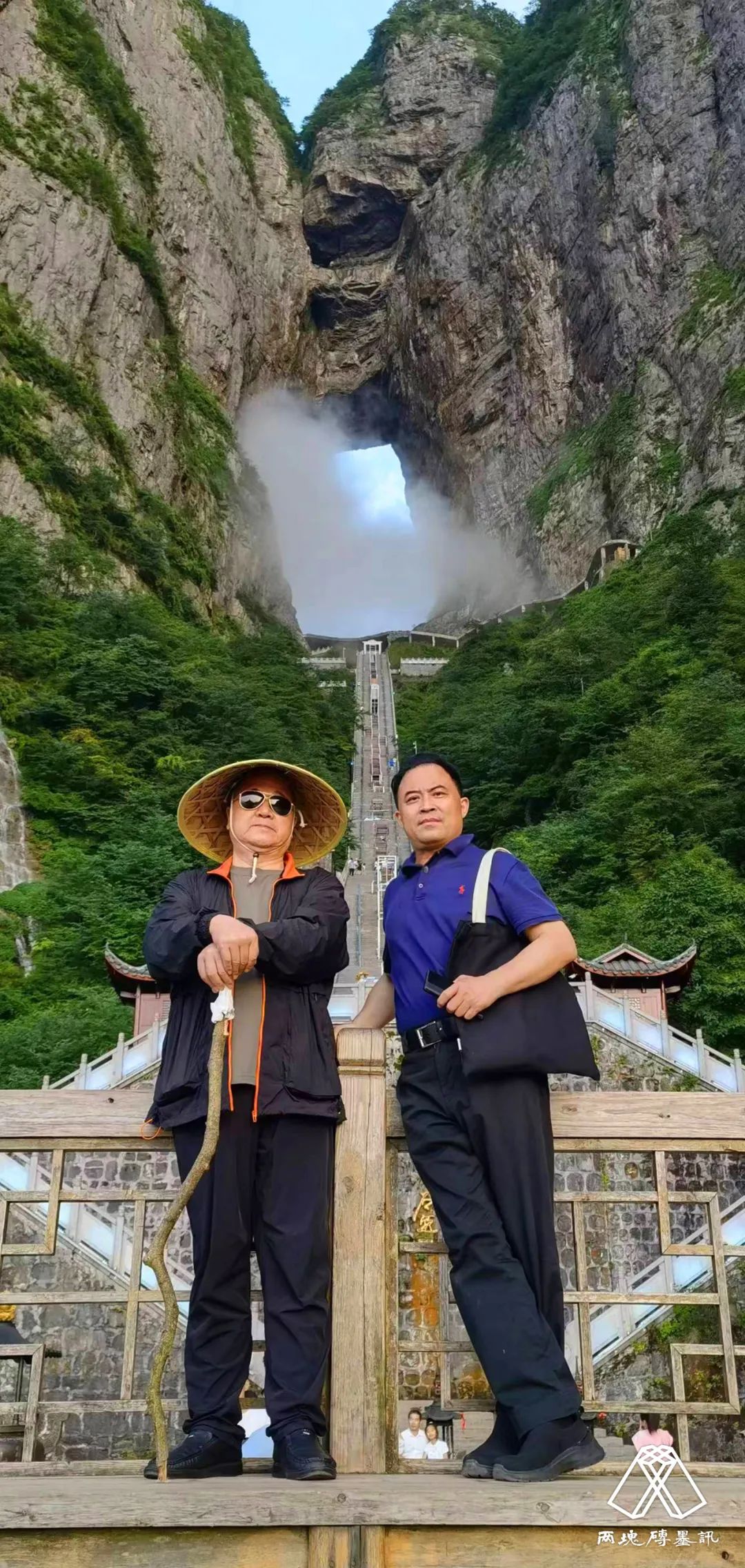 莫言的“凡尔赛”:奇山秀水张家界，可叹太白未曾来……