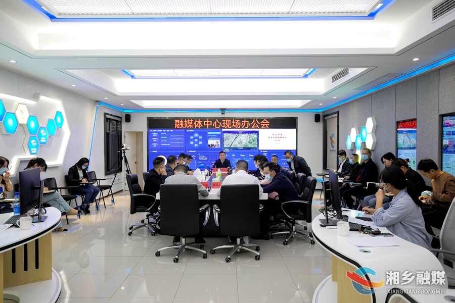 赵新文走访看望新闻工作者：打造成湖南一流、影响全国的县级融媒体
