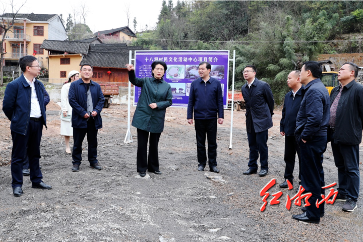 陈华到花垣县调研消防安全和生态环保工作