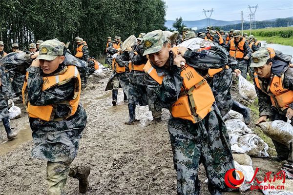 战洪水爱民为民显忠诚北部战区陆军部队闻令而动全力抗洪抢险救灾纪实