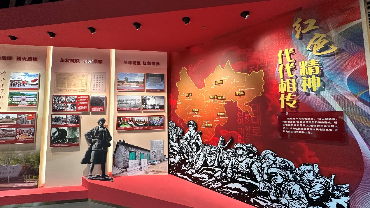 石榴花开籽籽同心传承历史文脉讲好文物展品里的民族团结故事