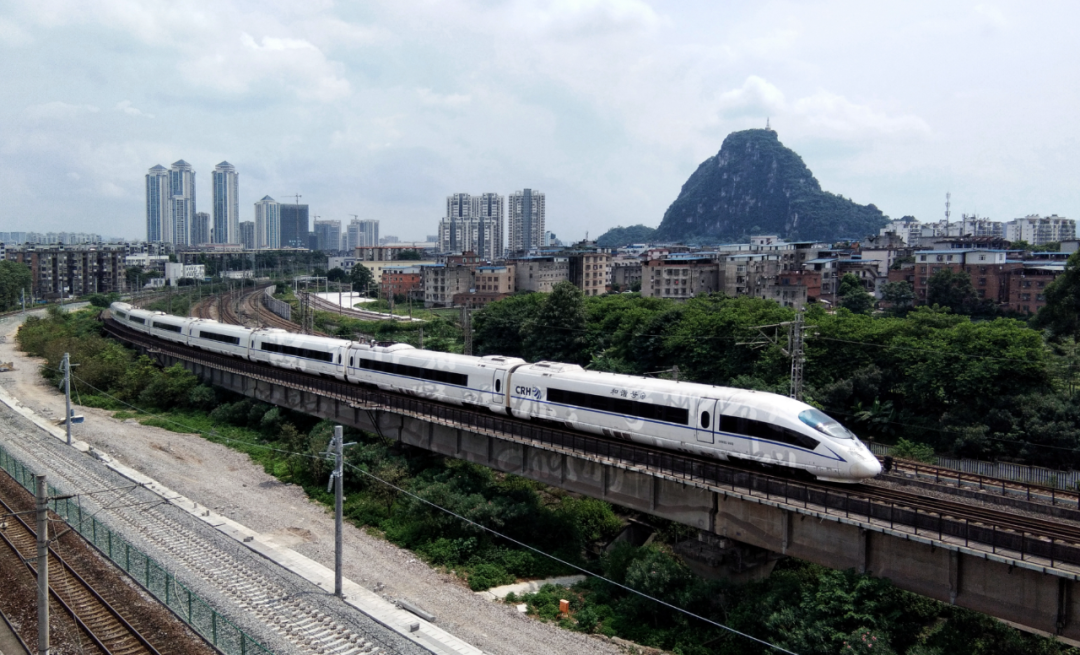 全国铁路今起实行新列车运行图 注意这些车次有调整