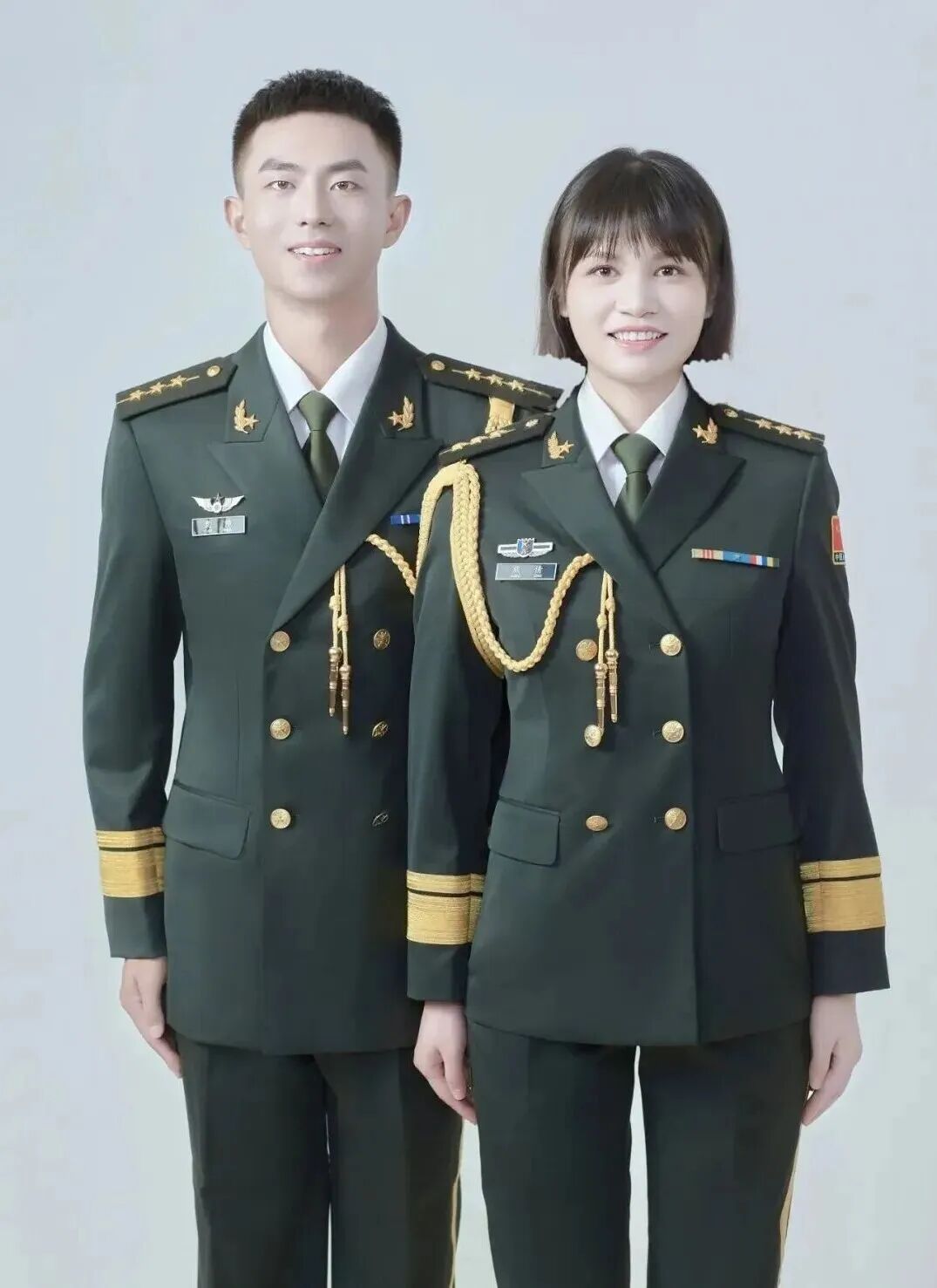 少校飞行员嫁给陆航上尉!战友:怎么追到的?