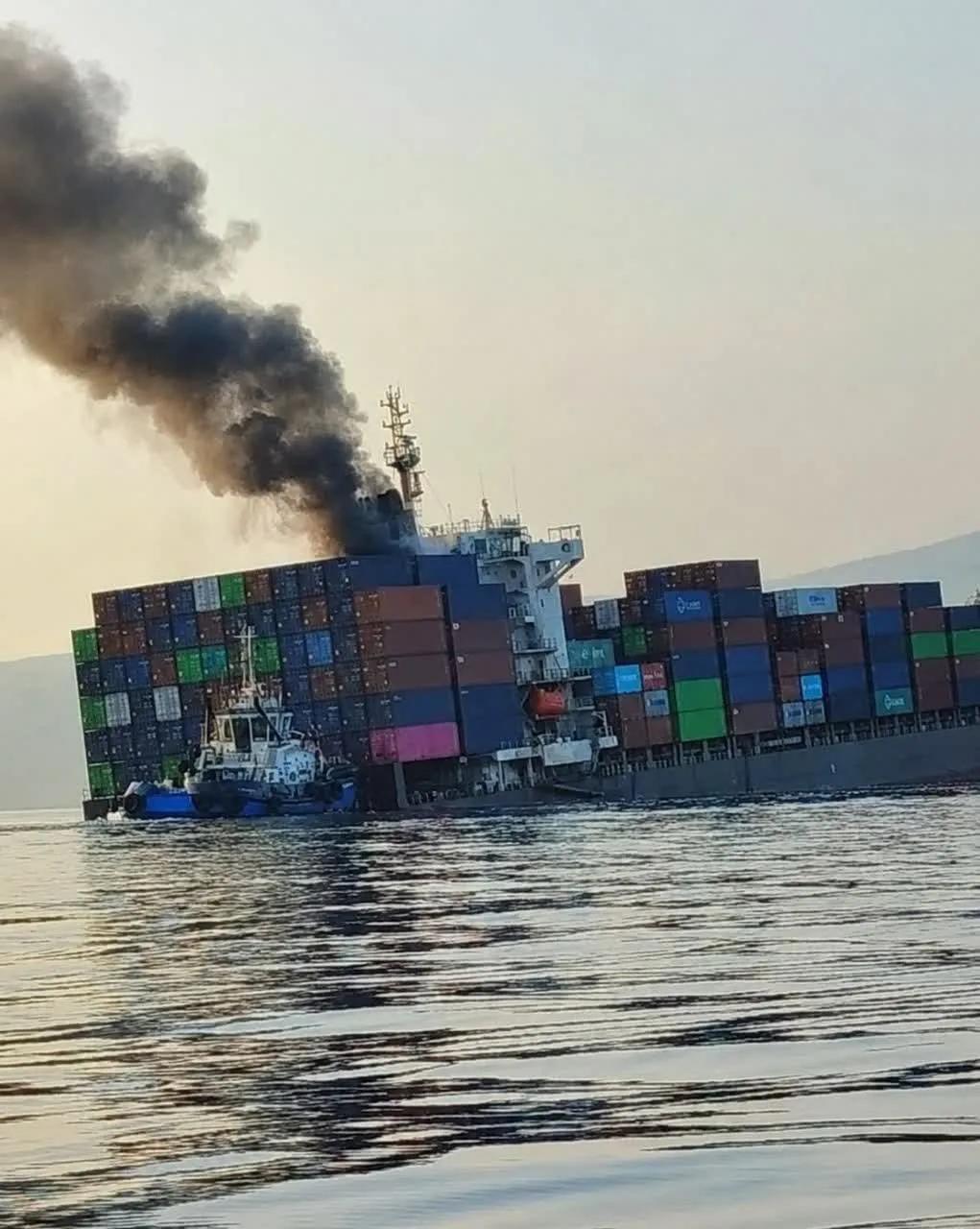 爆炸沉没!霍尔木兹海峡突发