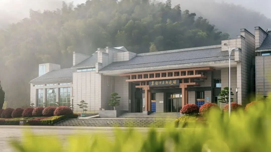 别错过!刷新纪录的张雪“水上漂”战车,正在怀化全域巡游